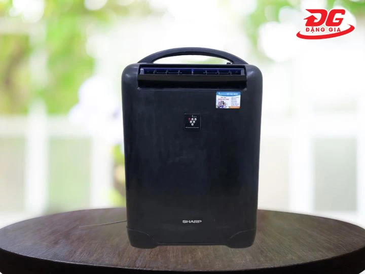 Máy khử ẩm Sharp CV-C100