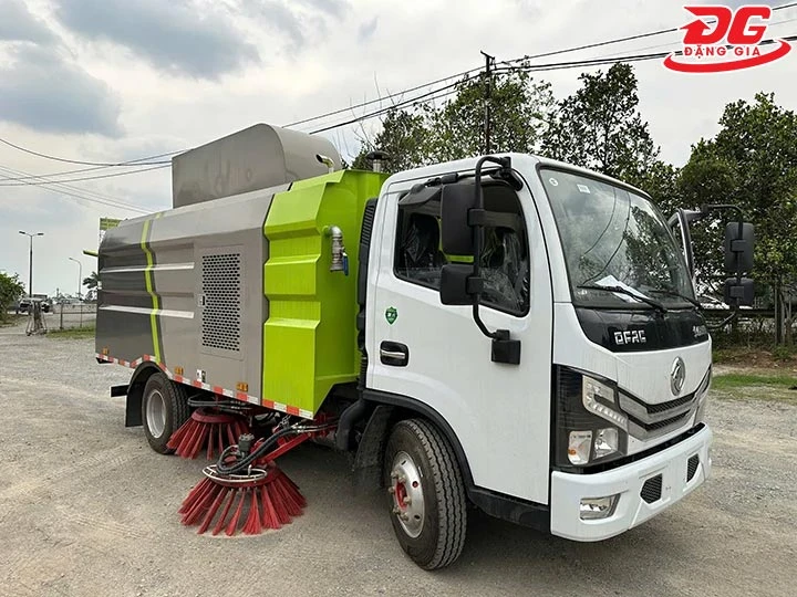 xe quét đường Dongfeng mạnh mẽ