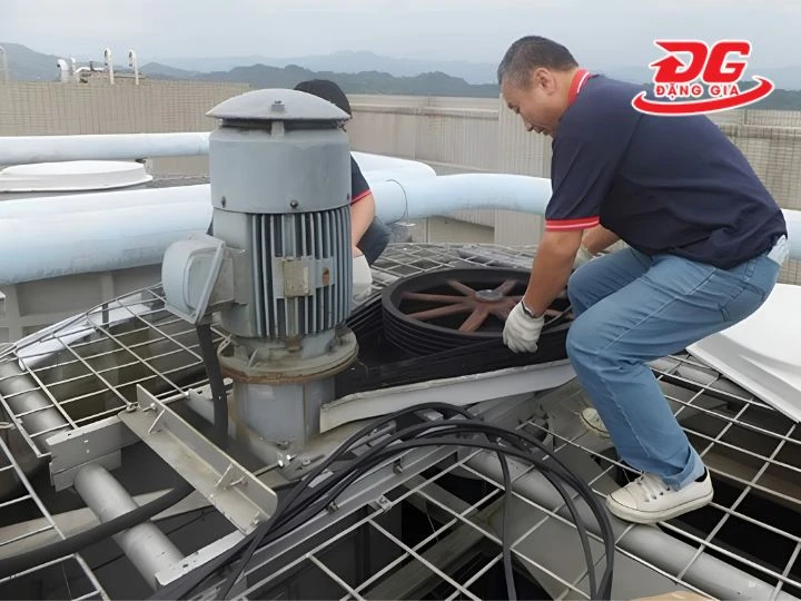 Dấu hiệu cần thay hộp số tháp tản nhiệt