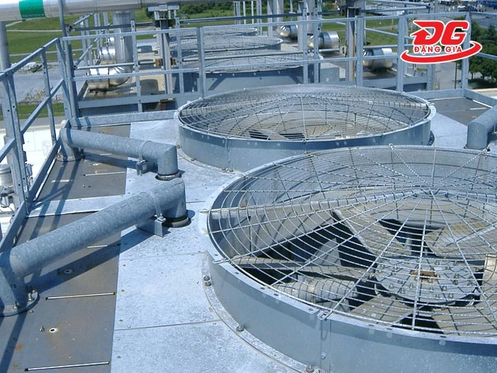Hệ thống cánh quạt tháp giải nhiệt 30RT