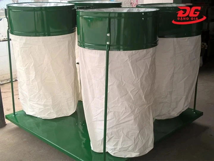 Hệ thống máy hút bụi 4 túi vải