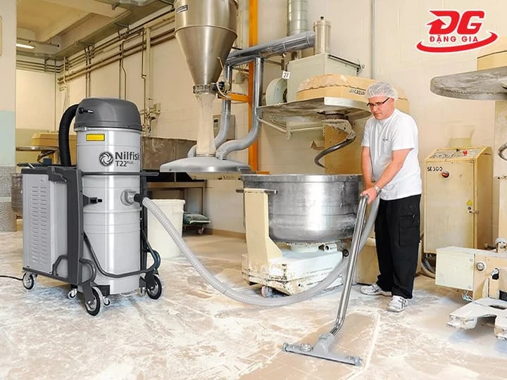 Công suất hút bụi và khả năng thu gom bụi