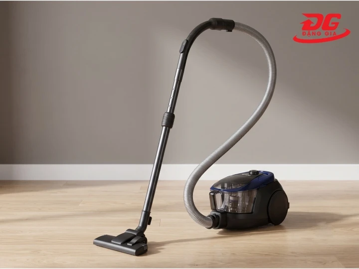Công suất siêu khủng của VC18M3110VB/SV sẵn sàng hút sạch mọi ngóc ngách, gầm giường, khe tủ.