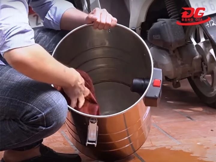 Lưu ý vệ sinh máy thường xuyên