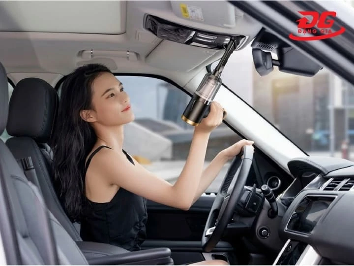  Máy hút bụi 2 chiều rất tiện dụng cho việc vệ sinh nội thất ô tô