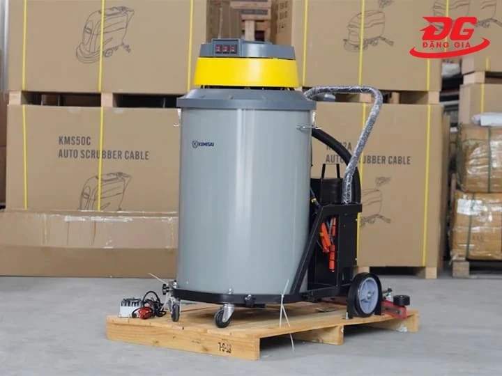 Máy hút bụi Kumisai KMS 602T
