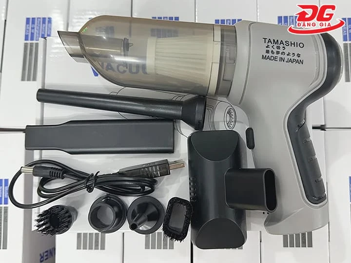 Máy hút bụi mini Tamashio nhỏ gọn, đi kèm nhiều đầu hút đa năng
