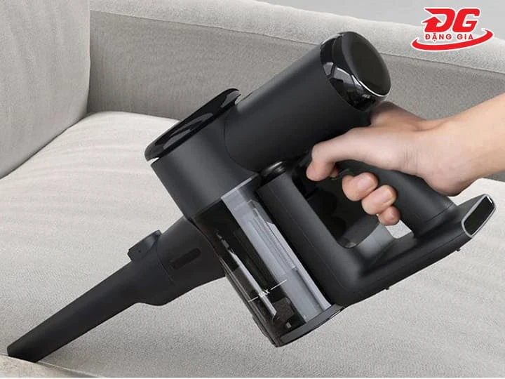 Ưu tiên máy hút bụi có màng lọc HEPA để giữ lại bụi mịn hiệu quả.
