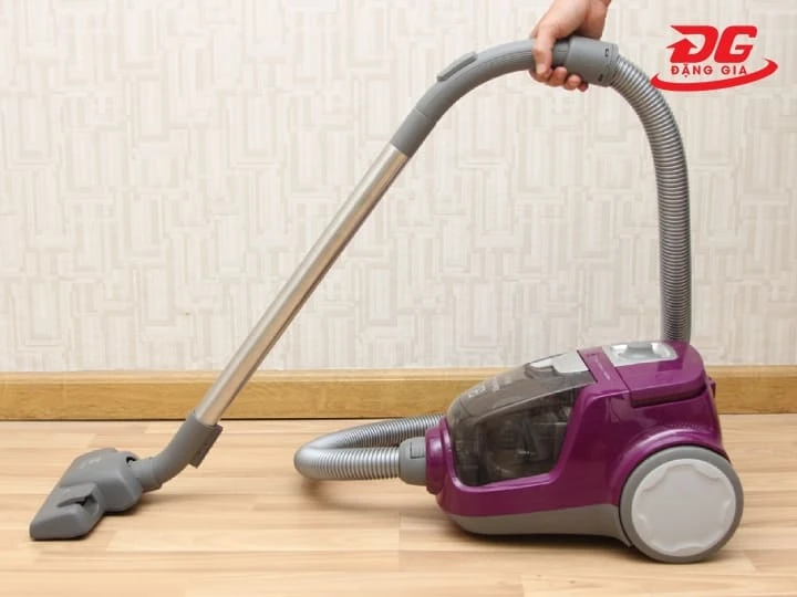 Máy hút bụi Electrolux 1811