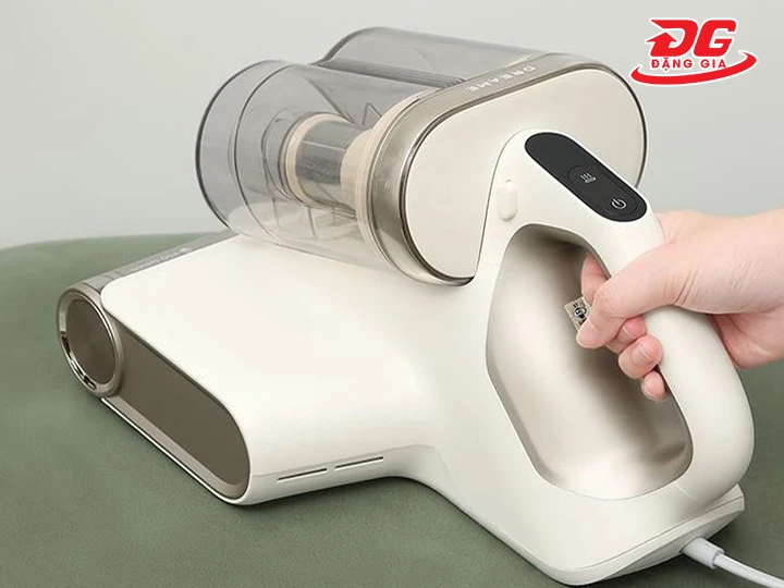 Dreame D20 Pro trang bị lực hút siêu khủng 15.500Pa cùng bộ cảm biến bụi thông minh.