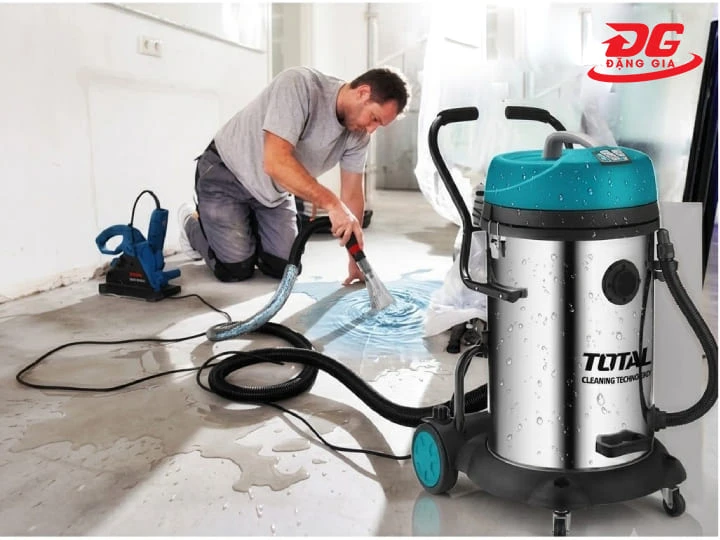 Máy hút bụi công nghiệp Total có khả năng hút được nước