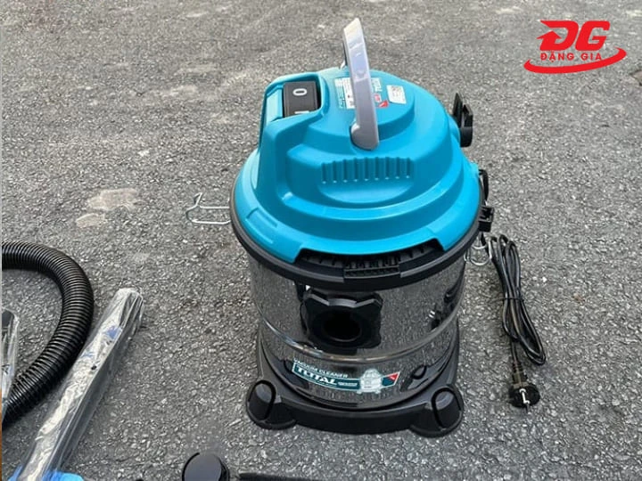 Thiết bị hút bụi khô và ướt Total
