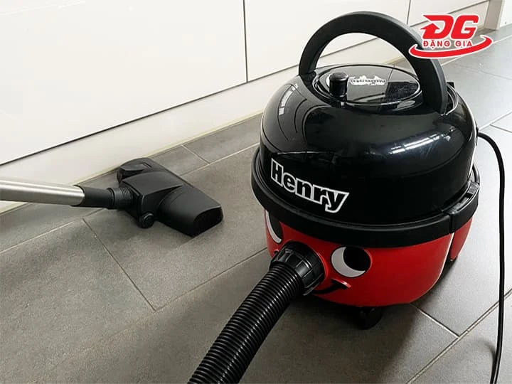 Lựa chọn dung tích thùng chứa bụi phù hợp giúp bạn tối ưu thời gian dọn dẹp liên tục