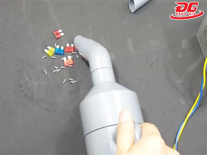 Cấp nguồn và chạy thử nghiệm 