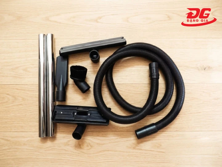 Kiểm tra chất liệu và phụ kiện khi chọn máy hút bụi 1500W
