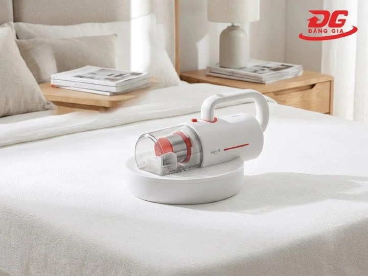 Xiaomi Deerma CM1300 tích hợp tia UV-C giúp diệt khuẩn giường nệm hiệu quả