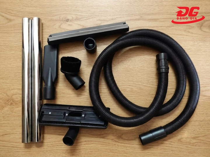 Trọn bộ phụ kiện tiêu chuẩn đi kèm máy hút bụi công nghiệp 3200W