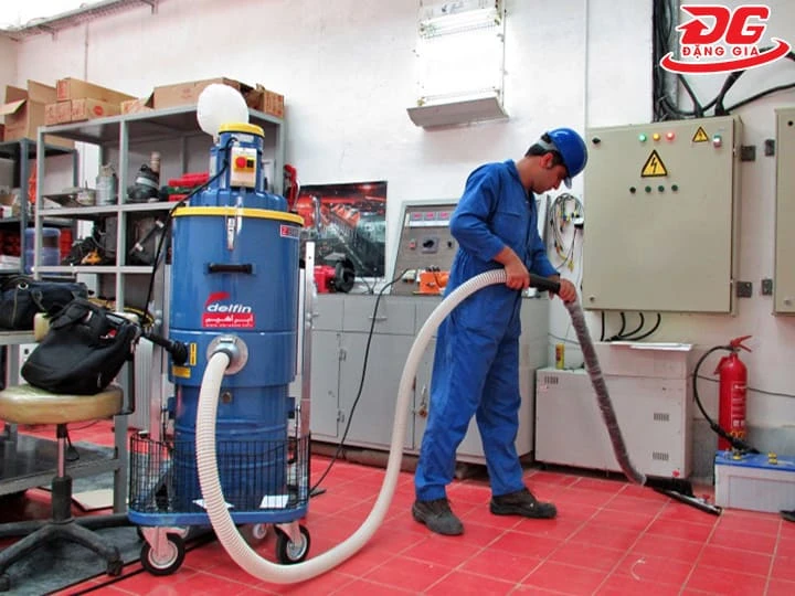 Dòng máy hút bụi Delfin 3 pha với động cơ mạnh mẽ, vận hành bền bỉ 24/7