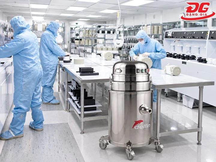 Máy hút bụi Delfin LC1100 WD chuyên dụng đáp ứng các tiêu chuẩn phòng sạch