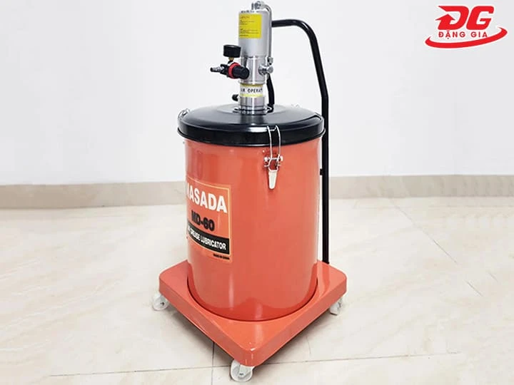 Máy bơm mỡ bằng khí nén Masada MD-60 (30 Lít)