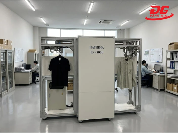 Máy dò kim dạng móc áo Hashima tối ưu cho các sản phẩm áo vest, sơ mi dạng treo