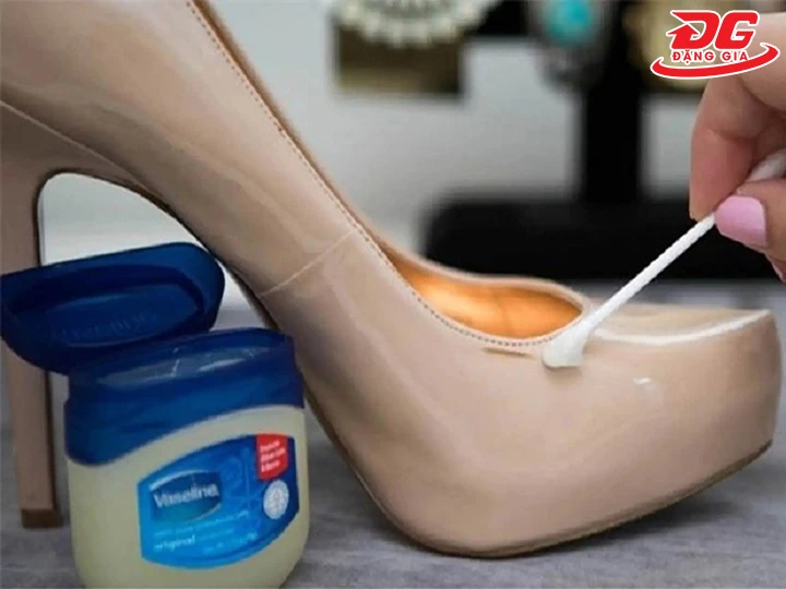 Hướng dẫn xử lý vết trầy xước