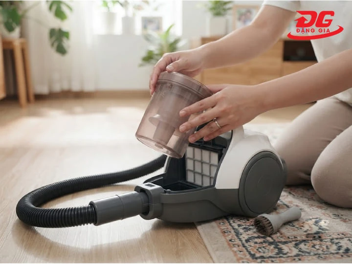 Lắp ráp lại máy sau vệ sinh chuẩn