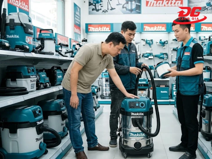 Kiểm tra bộ lọc, ống hút khi mua máy