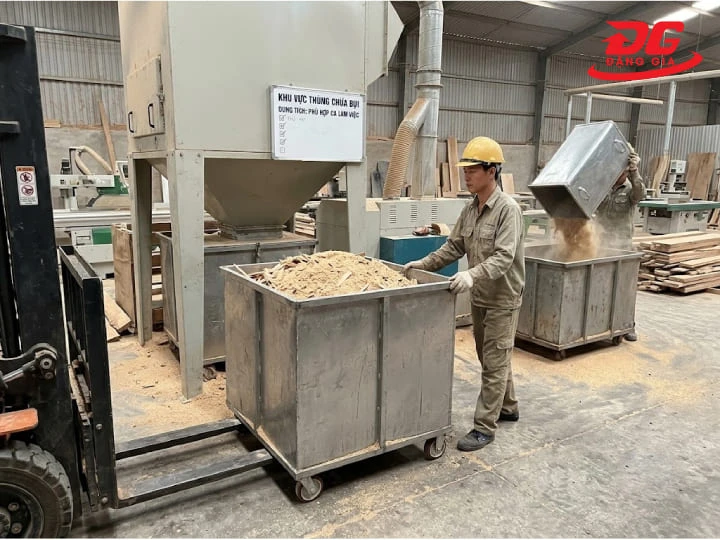 Lưu ý tới dung tích thùng chứa bụi khi chọn mua