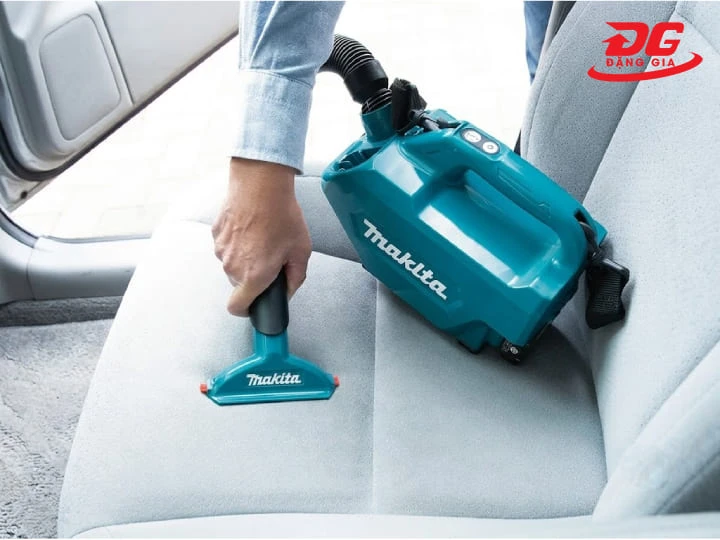 Model hút bụi cầm tay Makita CL121DZ