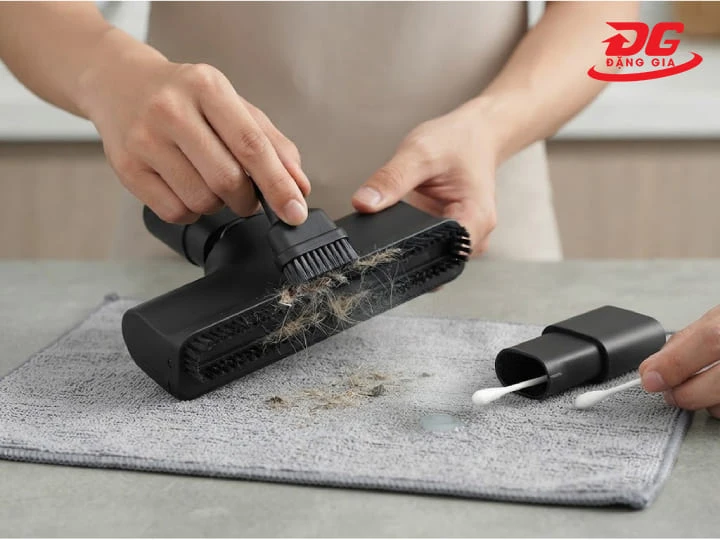 Vệ sinh bàn hút sạch sẽ
