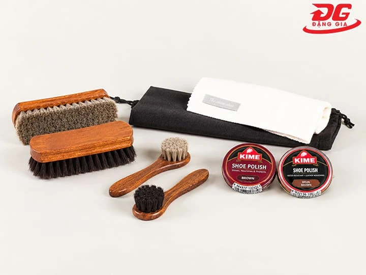 Bộ dụng cụ đánh giày cần chuẩn bị 