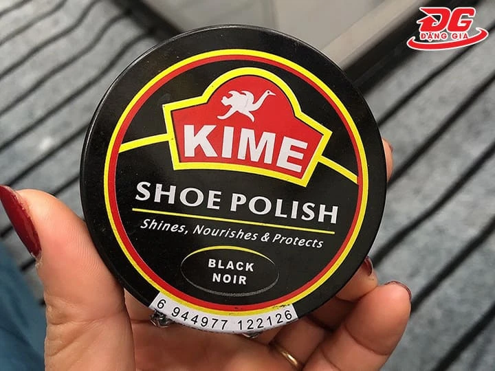 Hộp xi đánh giày Kime màu đen
