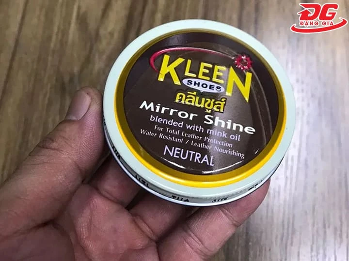 Xi sáp Kleen không màu 