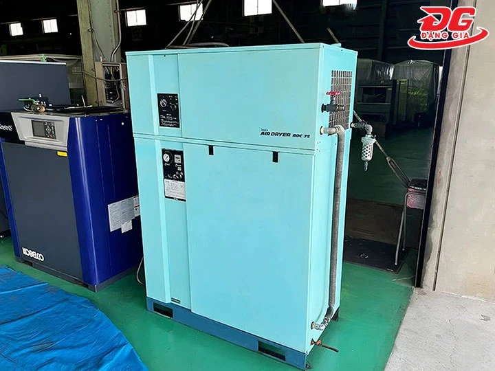 Công suất mạnh mẽ, cung cấp khí liên tục