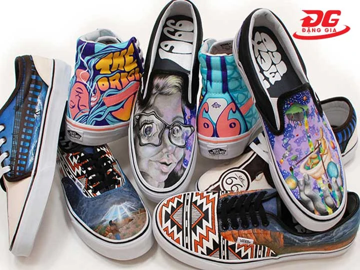 Tự Nhuộm Giày Sneaker Tại Nhà vs Dịch Vụ Nhuộm Chuyên Nghiệp
