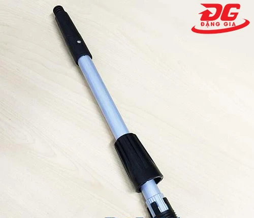cây lau kính nối dài 4m5 2 khớp vặn