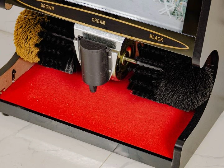 Bàn giao máy đánh giày Kumisai KMS 10 cho Trung tâm thương mại ở Tân Phú 5