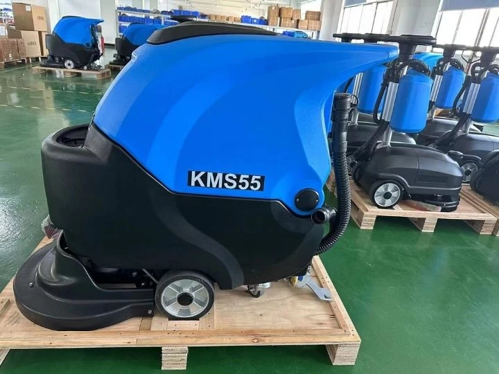 Thành công bàn giao máy chà sàn Kumisai KMS 55 cho Siêu thị ở Quảng Ninh 5