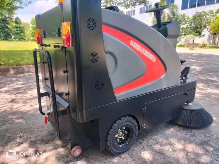 Thành công bàn giao xe quét rác Kumisai KMS 1350E cho nhà máy Hưng Hiệp 4