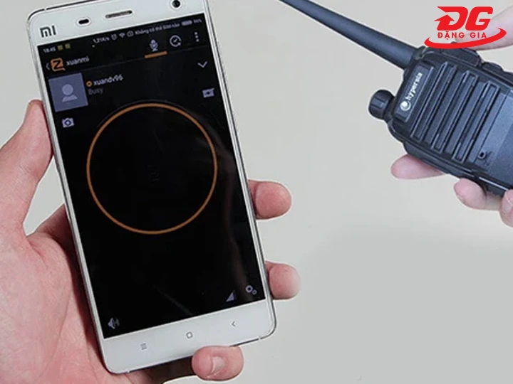 biến điện thoại thành bộ đàm Hoạt động không cần cấp phép tần số