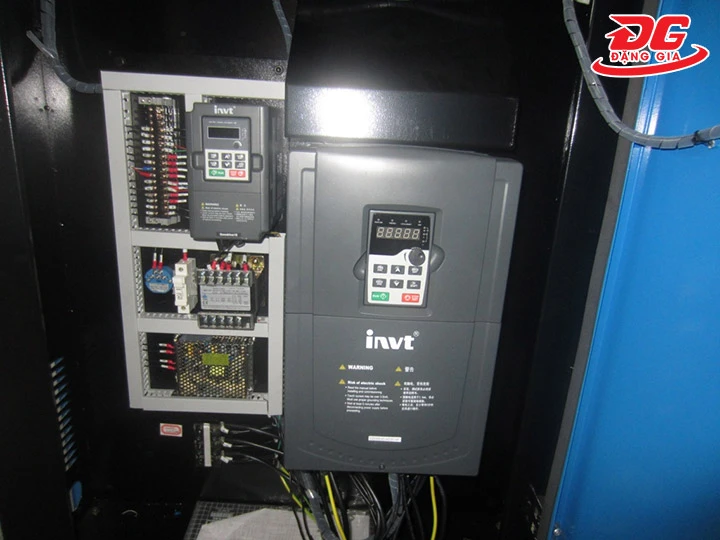 biến tần máy nén khí