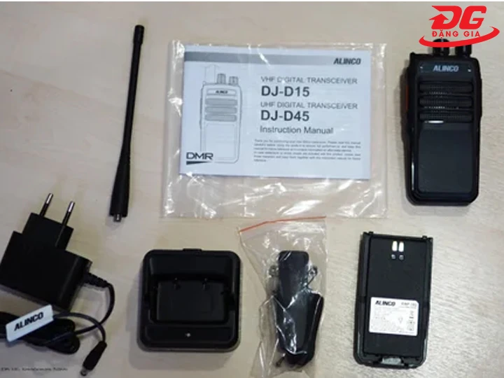 Bộ đàm Alinco DJ D45