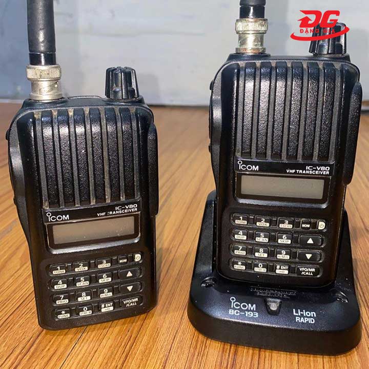 iCOM IC-V80 VHF