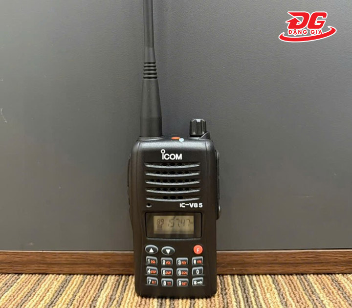 Bộ đàm cho xe máy iCOM IC - V85