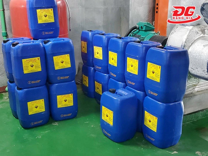 hóa chất xử lý nước tháp giải nhiệt