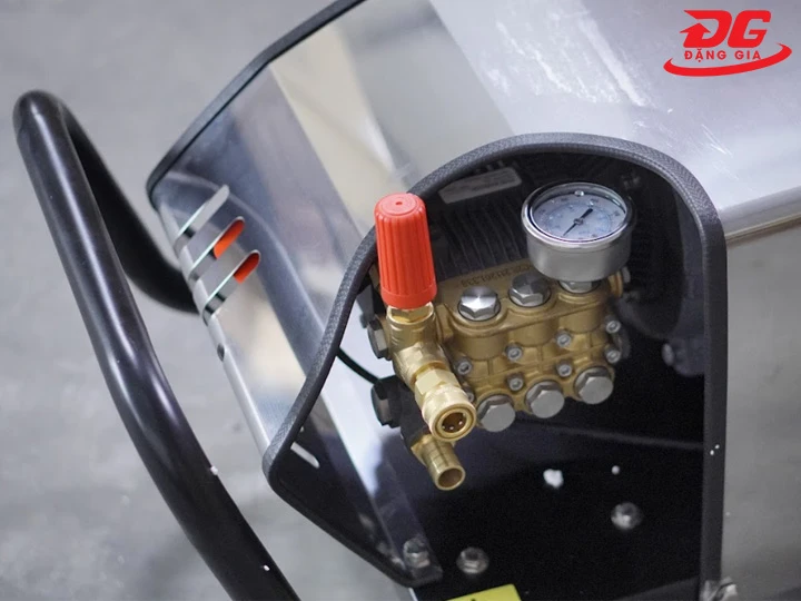 đầu bơm máy xịt rửa xe Kumisai 20M36-7.5T4 công suất mạnh mẽ