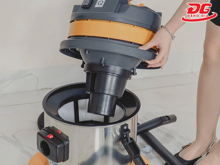 đầu máy của máy hút bụi