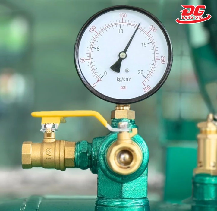 Đồng hồ đo áp suất