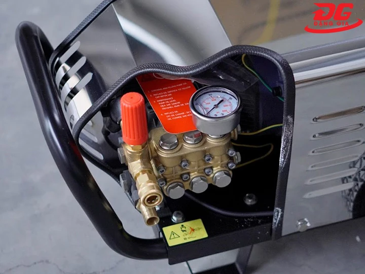 đồng hồ và van chỉnh áp máy rửa xe cao áp Kumisai 18M17.5-3T4 